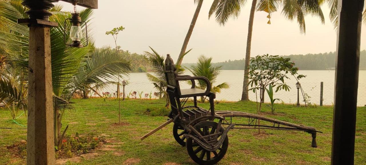 Villa Whispering Waters Kozhikode Esterno foto